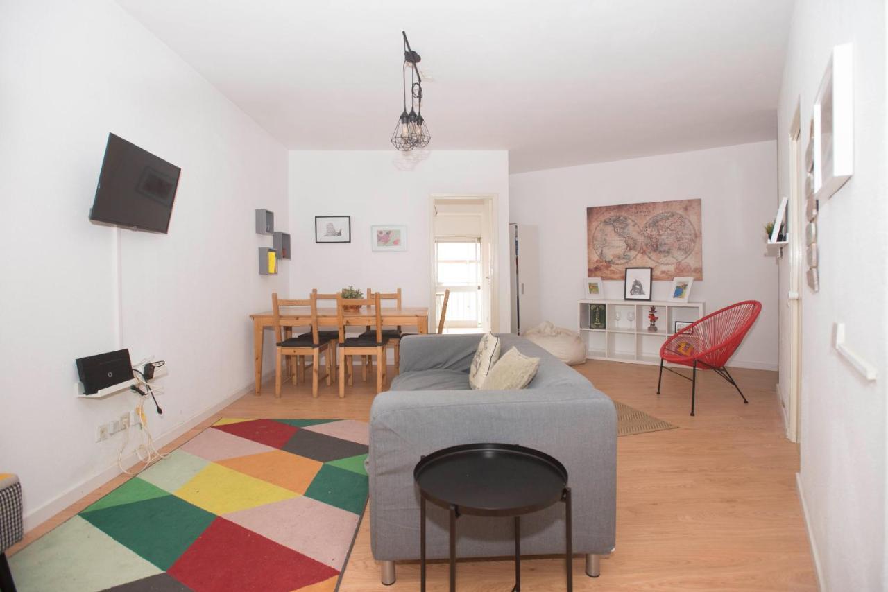 Travel & Live Marques Hostel Porto Buitenkant foto
