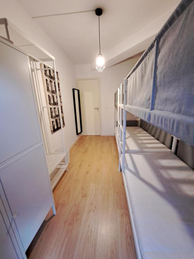 Travel & Live Marques Hostel Porto Buitenkant foto