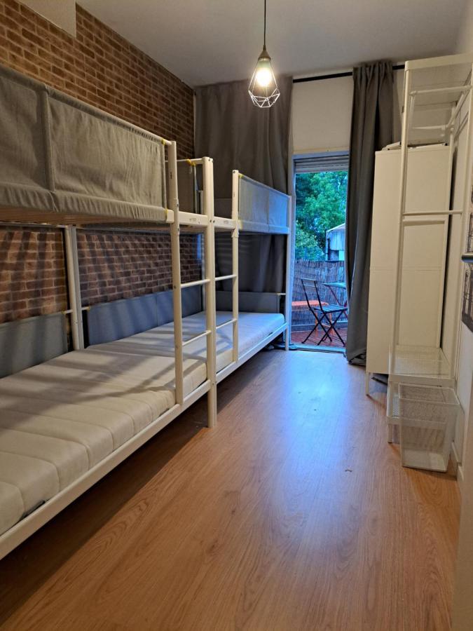 Travel & Live Marques Hostel Porto Buitenkant foto